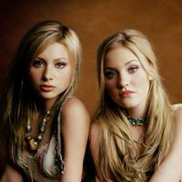 Foto de Aly & Aj 9151