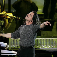Foto de Yanni 29084