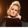 Adele podría dejar los escenarios al dañar sus cuerdas vocales 
