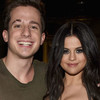 Charlie Puth en el video de 'How Long' hace un gui&ntilde;o a Selena G&oacute;mez