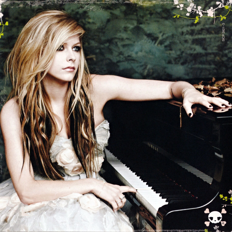 Cartula Interior Frontal de Avril Lavigne - Goodbye Lullaby (Japanese Edition)