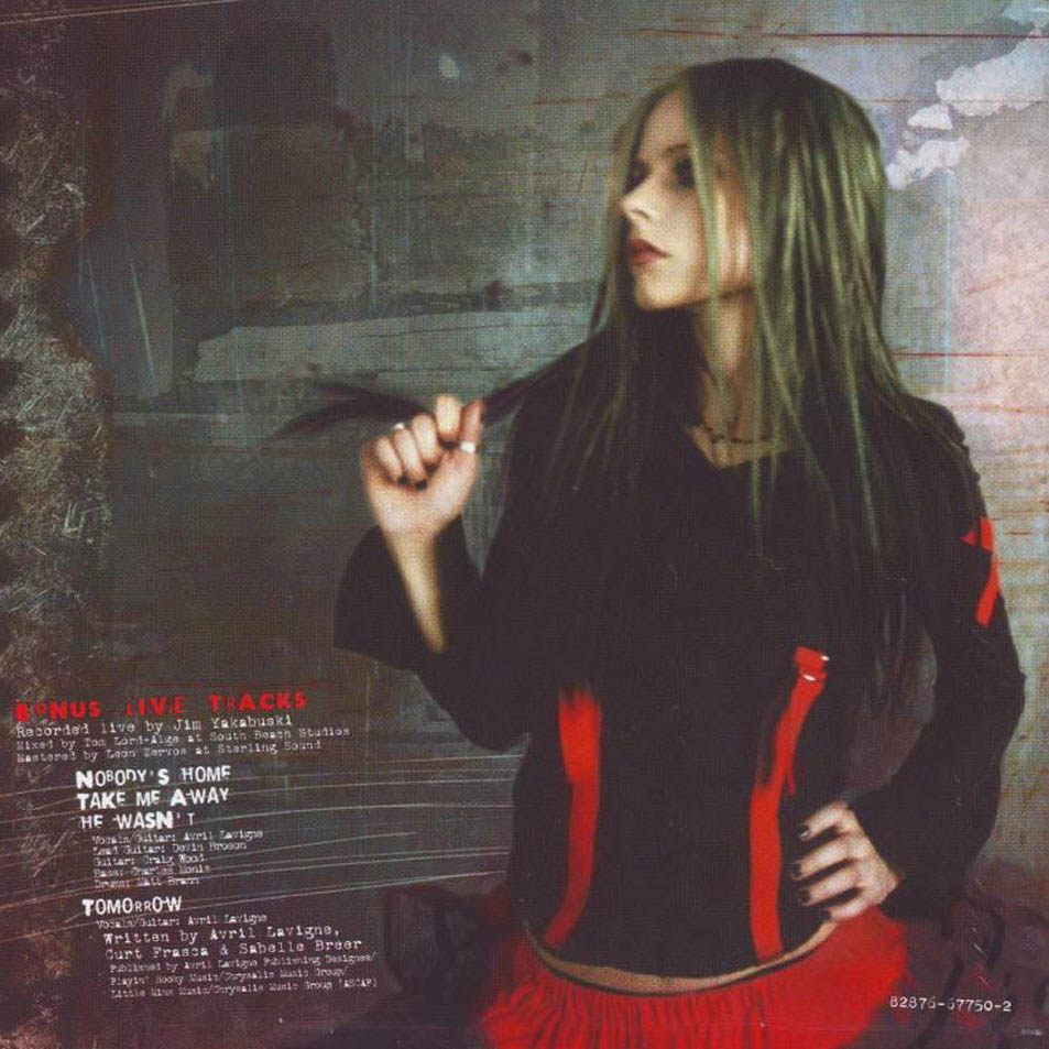 Cartula Interior Frontal de Avril Lavigne - Under My Skin (Special Edition)