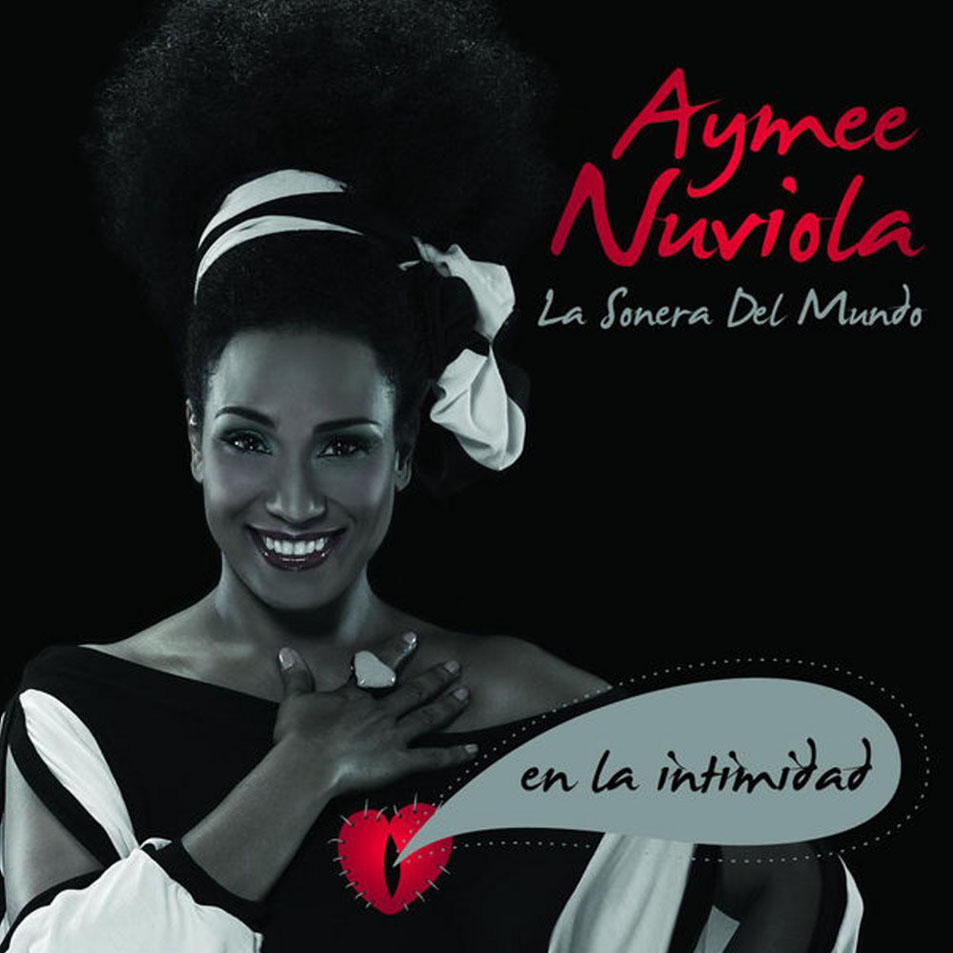 Cartula Frontal de Aymee Nuviola - En La Intimidad