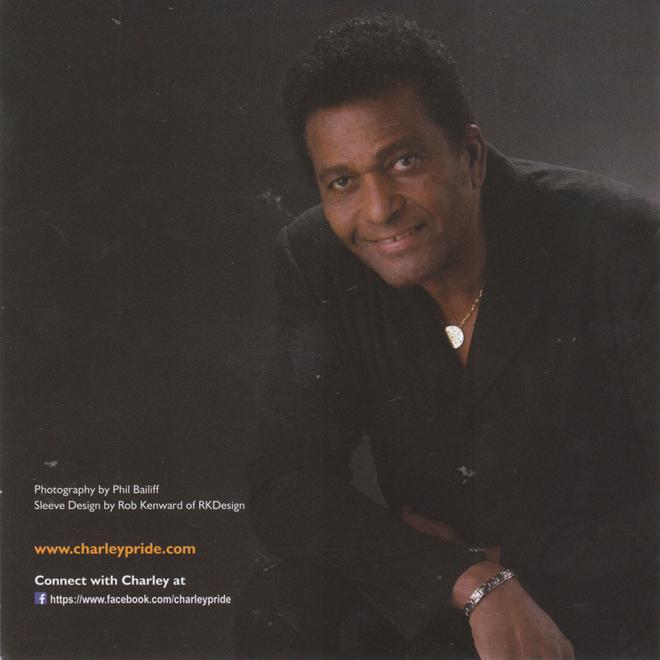 Carátula Interior Frontal de Charley Pride - Ultimate Hits Collection