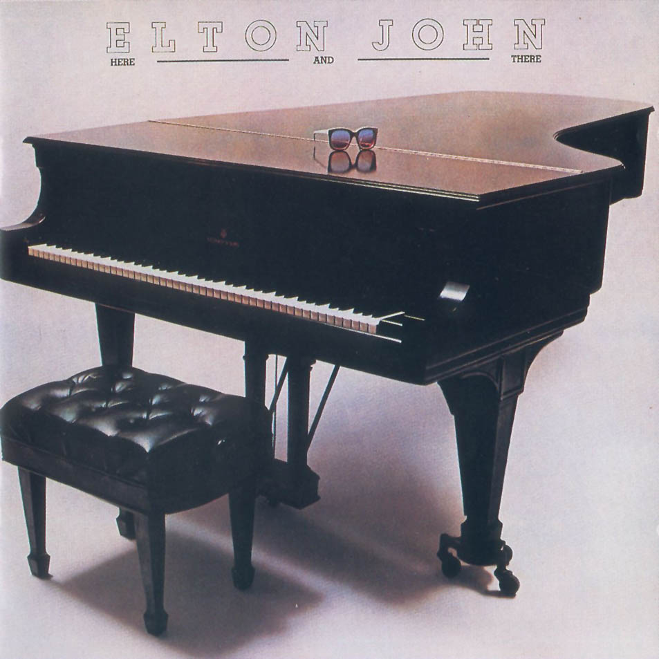 Cartula Frontal de Elton John - Here And There