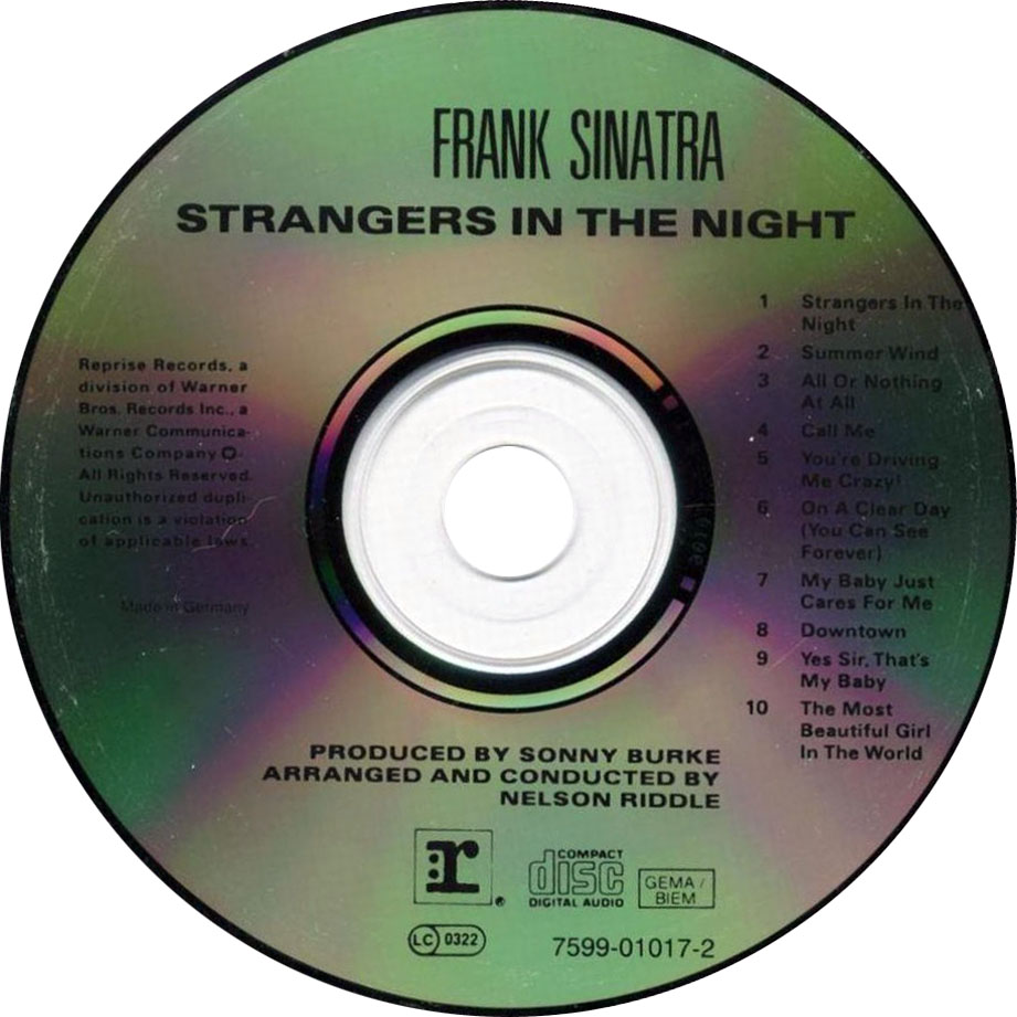 Cartula Cd de Frank Sinatra - Strangers In The Night