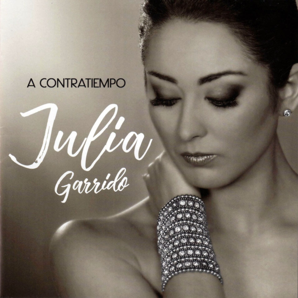 Cartula Frontal de Julia Garrido - A Contratiempo