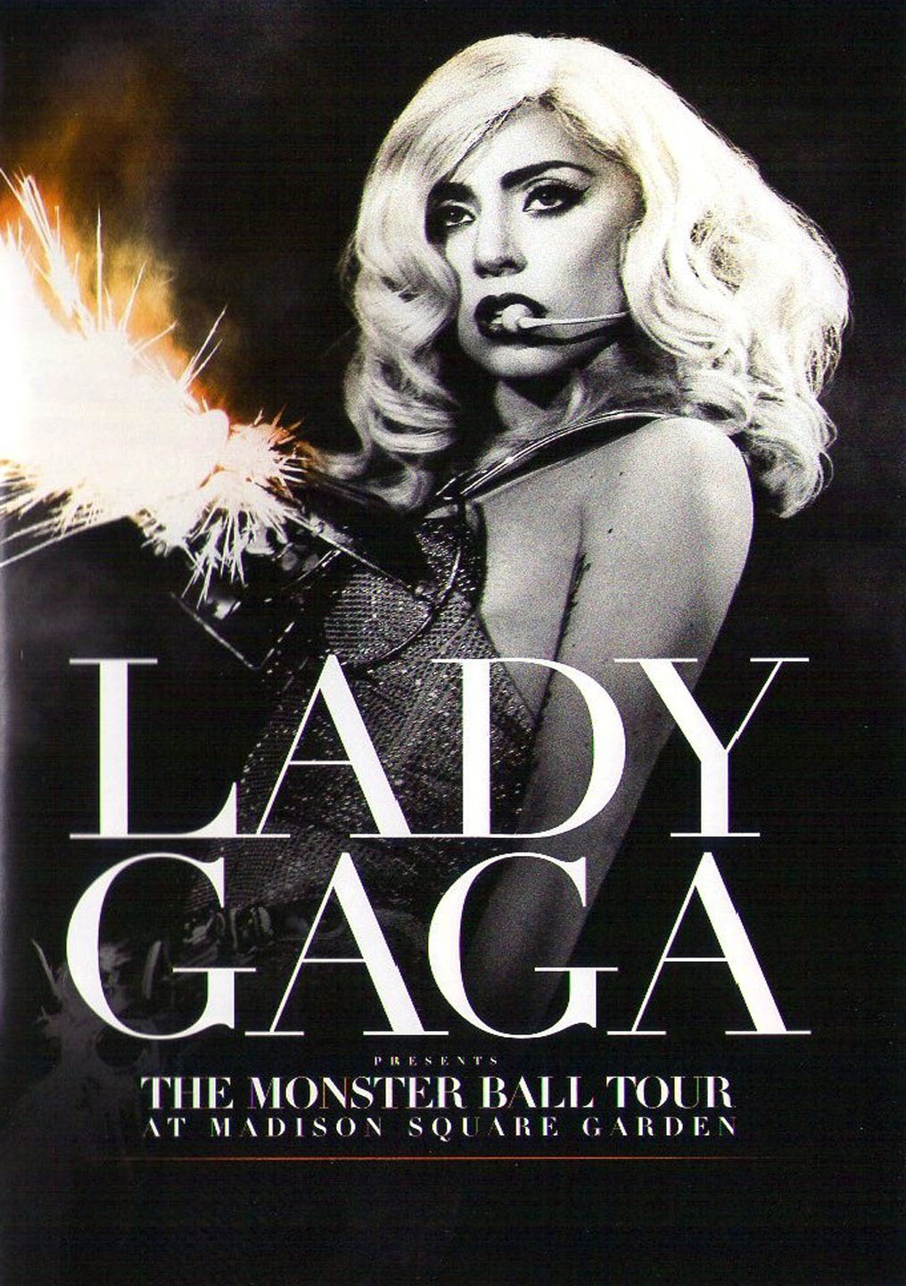 Cartula Interior Frontal de Lady Gaga - Lady Gaga Presents The Monster Ball Tour: At Madison Square Garden (Dvd)