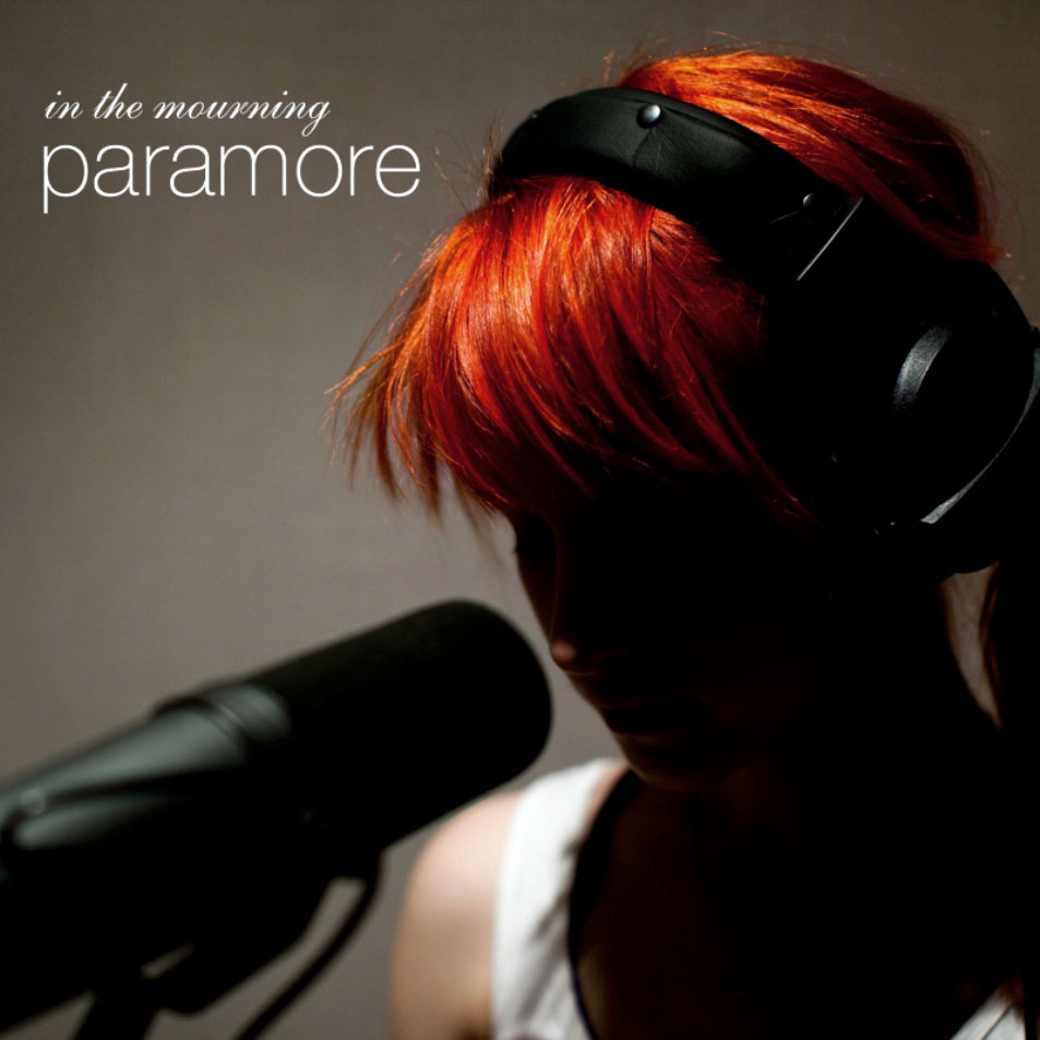 Cartula Frontal de Paramore - In The Mourning (Cd Single)