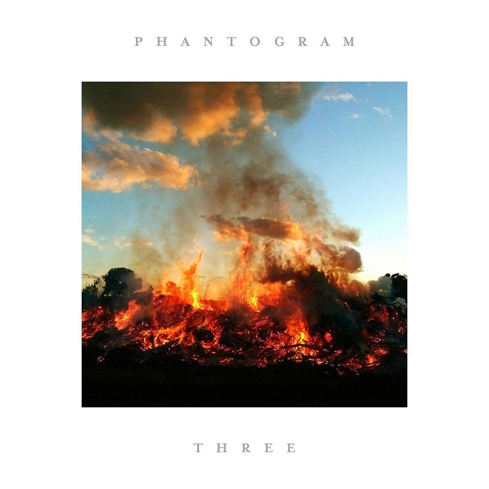 Carátula Frontal de Phantogram - Three