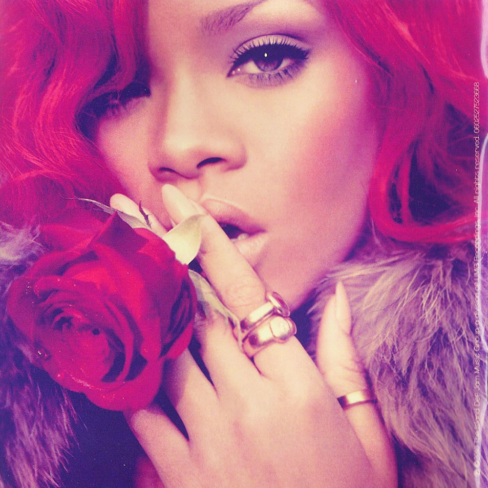Cartula Interior Frontal de Rihanna - Loud