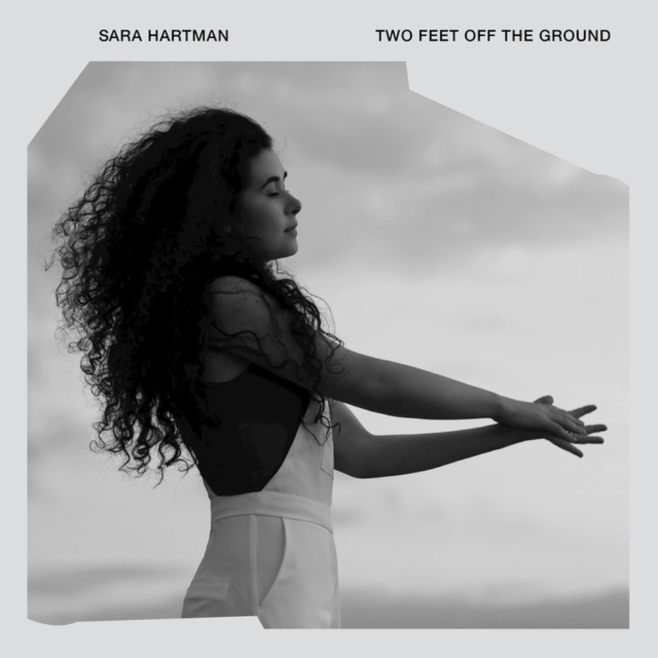 Cartula Frontal de Sara Hartman - Two Feet Off The Ground (Cd Single)