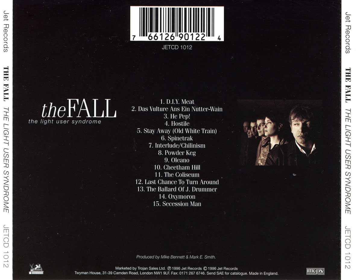 Cartula Trasera de The Fall - The Light User Syndrome