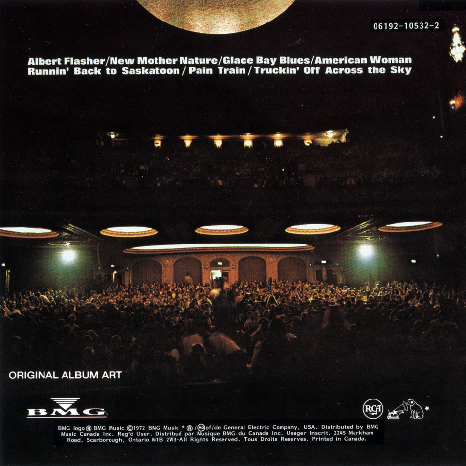 Cartula Interior Frontal de The Guess Who - Live At The Paramount (1972)