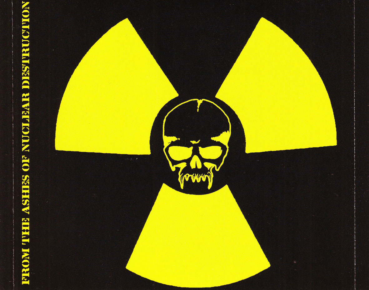 Cartula Interior Trasera de Toxic Holocaust - From The Ashes Of Nuclear Destruction
