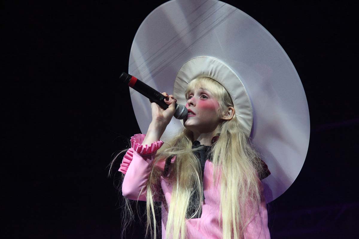Foto de Petite Meller  nmero 81505