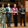 Alejandro Sanz recibe el Premio Save The Children