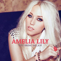 Amelia Lily estrena el vídeo de 'You Bring Me Joy'