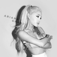 Ariana Grande teñida de platino para la portada de 'Focus'
