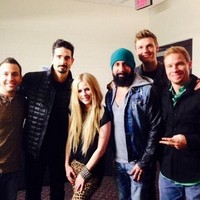 Avril Lavigne con B.S.B de gira por U.S.A