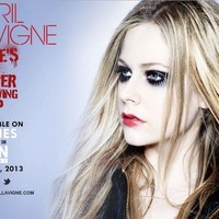 Avril Lavigne el video de 'Heres to Never Growing Up'