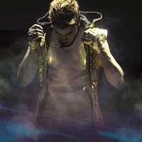 Bieber acosado por un fan en Dubai