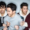 Jonas Brothers logran su primer #1 del Billboard con 'Sucker'