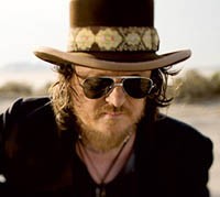 Lo nuevo de Zucchero, "Fly"