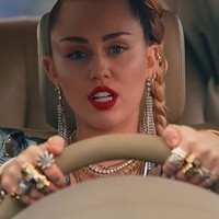 Miley Cyrus 'Nothing Breaks Like A Heart' video