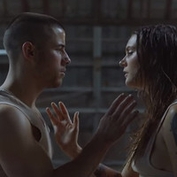 Nick Jonas nuevo video con Tove Lo 'Close'