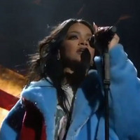 Rihanna estrena video patriota 'American Oxigen'