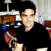 Robbie Williams reedita parte de su discografía