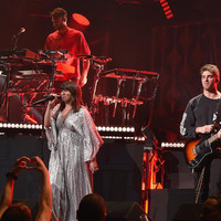 The Chainsmokers vuelve con Emily Warren en 'Side effects'